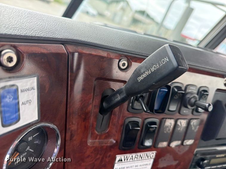 image for item FG3025 2012 Mack Granite fuel truck