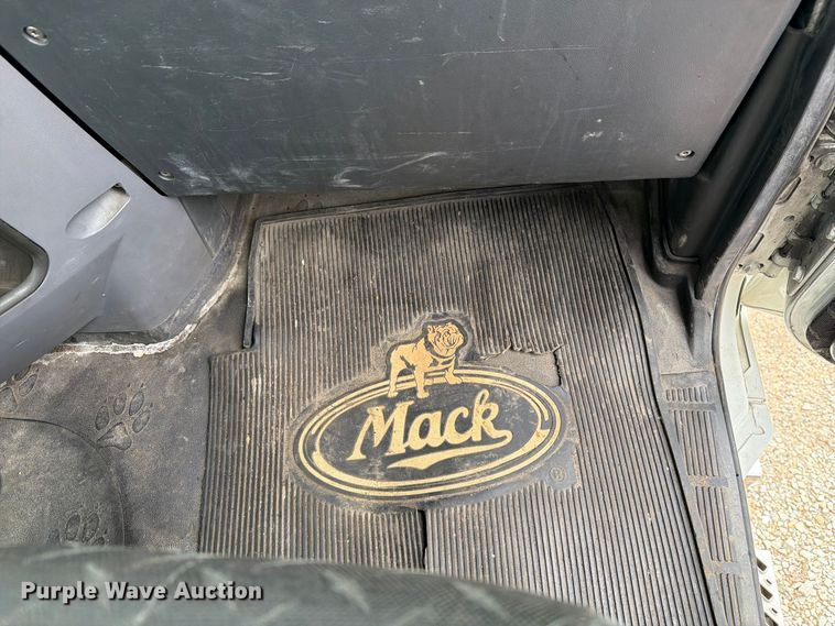image for item FG3025 2012 Mack Granite fuel truck