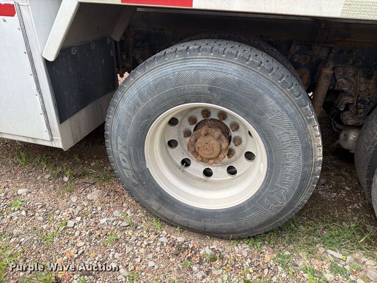 image for item FG3025 2012 Mack Granite fuel truck