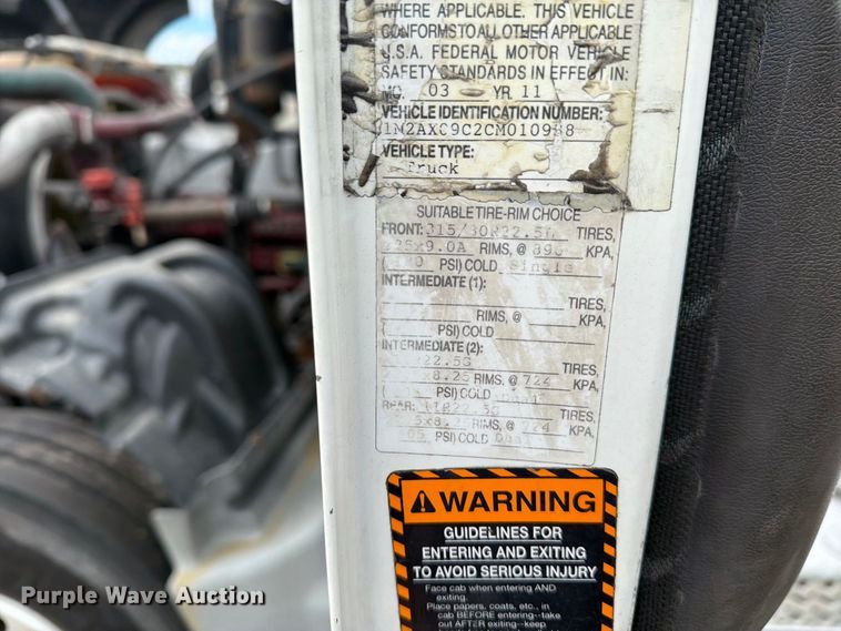 image for item FG3025 2012 Mack Granite fuel truck