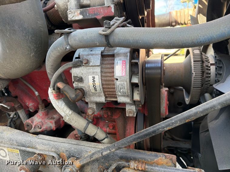 image for item FG3026 2013 Peterbilt 367 fuel truck