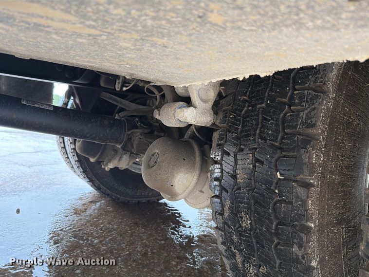 image for item FH6420 2018 Ford F750 Super Duty Ext. Cab utility / service truck