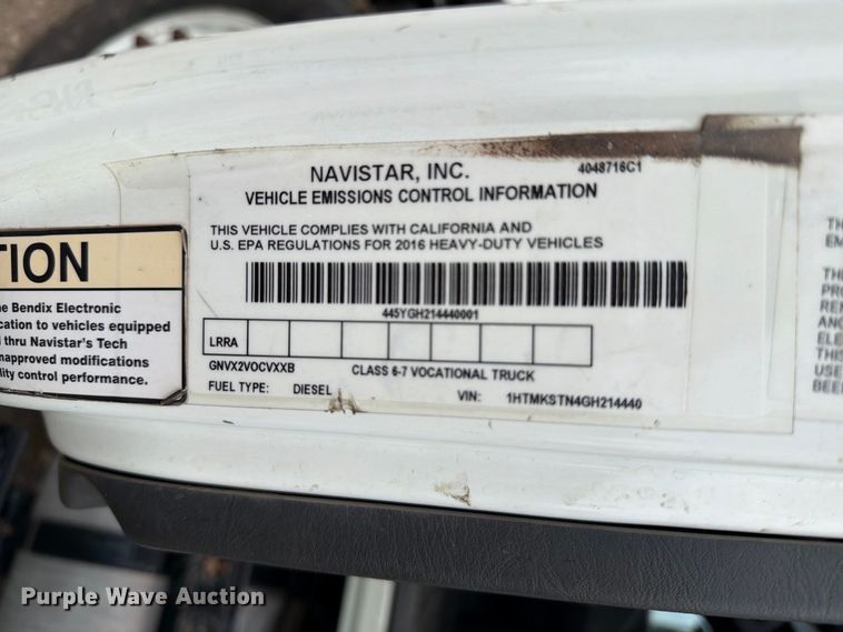 image for item FH6421 2016 International 4400 flatbed truck