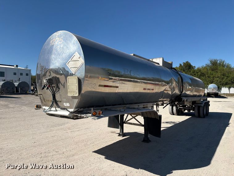 image for item FI0447 1988 Sunshine Stainless Tank & Equip tank trailer