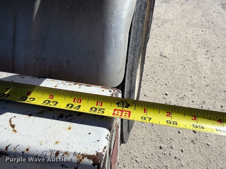 image for item FI0448 1986 Polar Tank Trailer tank trailer