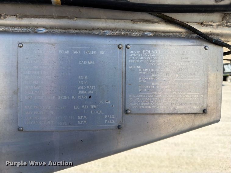 image for item FI0448 1986 Polar Tank Trailer tank trailer
