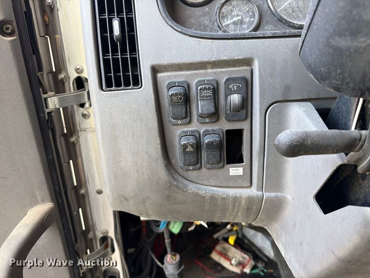 image for item FI2027 2016 Peterbilt 330 fuel / lube truck