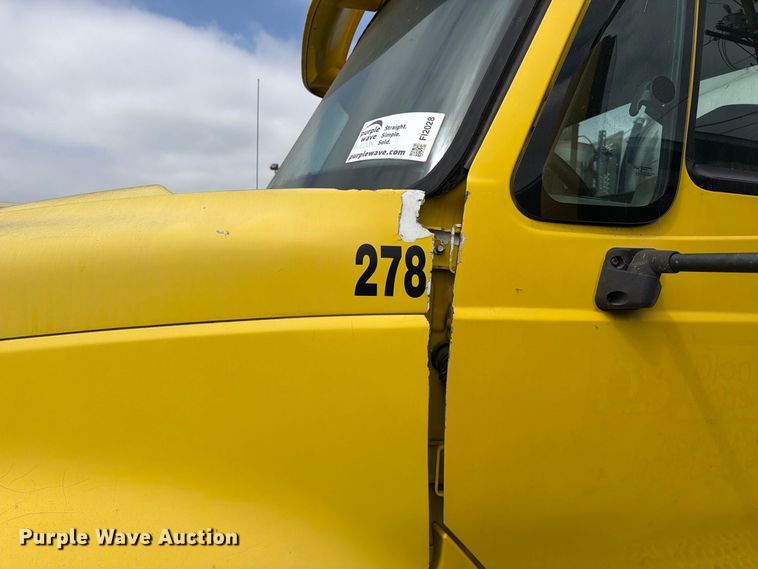 image for item FI2028 2011 International LA627 fuel truck