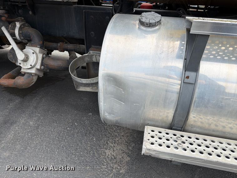 image for item FI2028 2011 International LA627 fuel truck