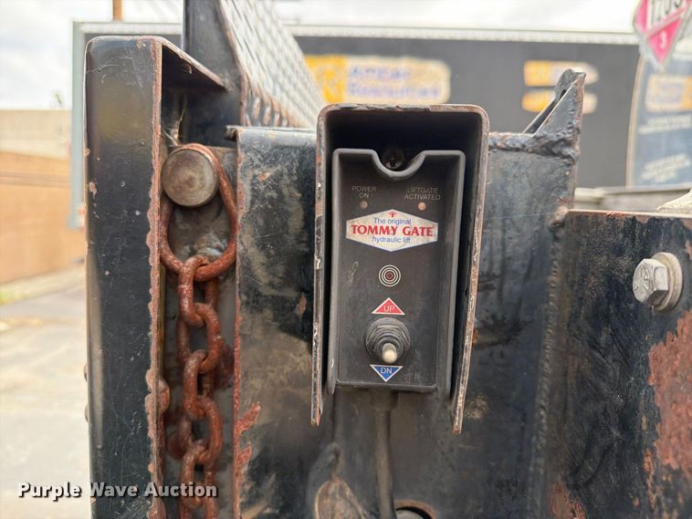 image for item FI2028 2011 International LA627 fuel truck