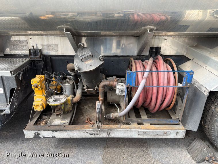 image for item FI2028 2011 International LA627 fuel truck