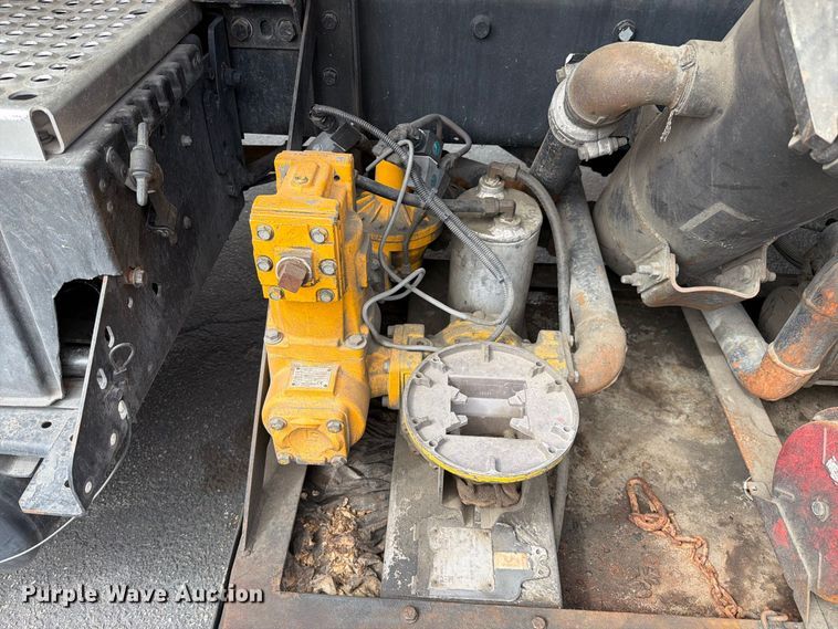 image for item FI2028 2011 International LA627 fuel truck