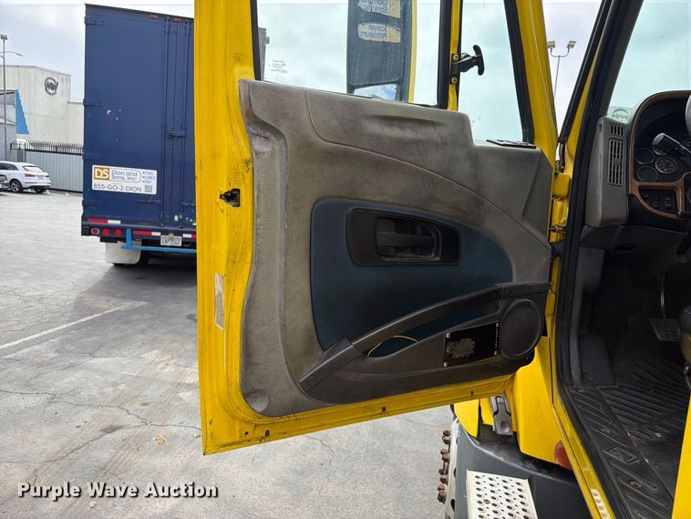image for item FI2028 2011 International LA627 fuel truck