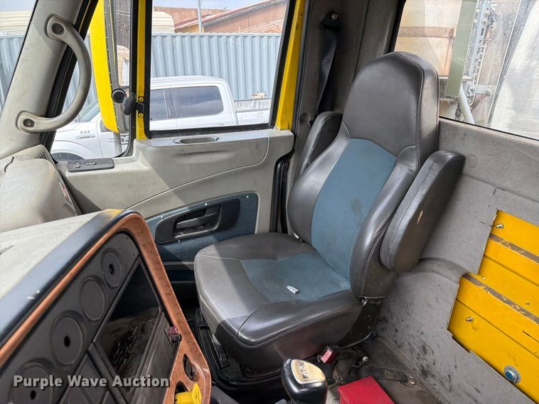 image for item FI2028 2011 International LA627 fuel truck