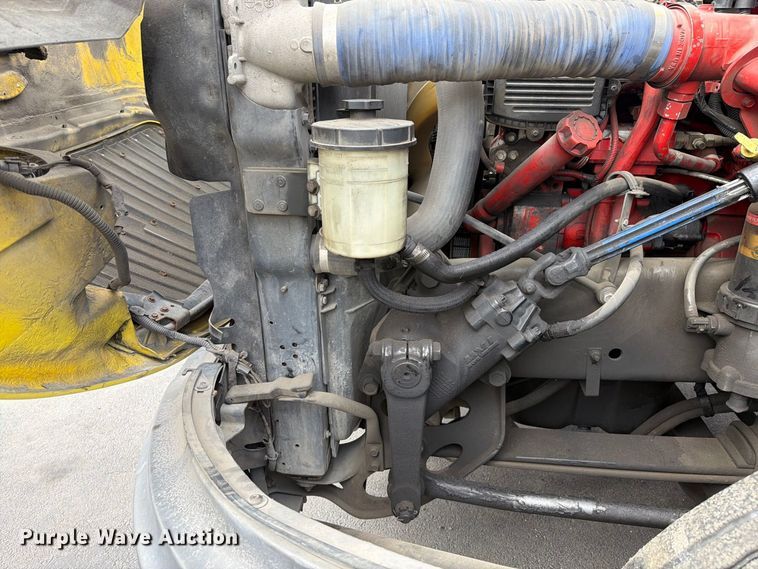 image for item FI2028 2011 International LA627 fuel truck