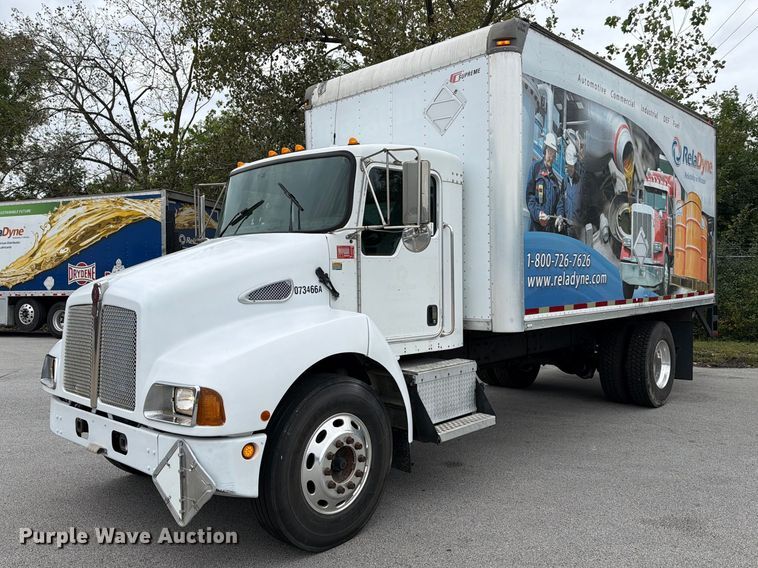 2007 Kenworth T300 box truck