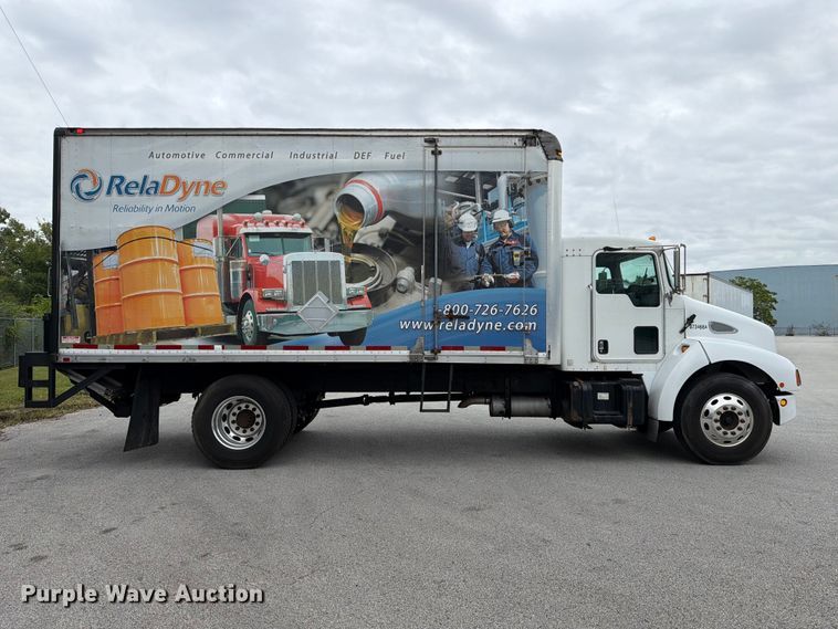 image for item FJ2015 2007 Kenworth T300 box truck