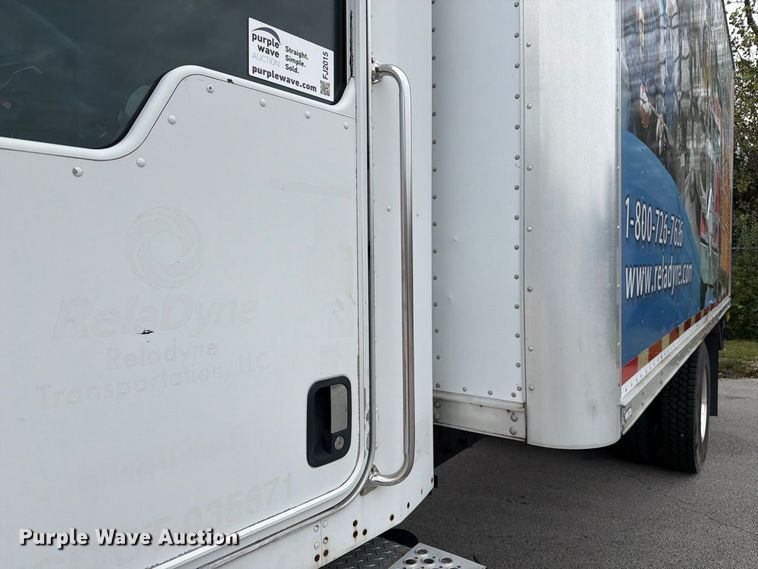 image for item FJ2015 2007 Kenworth T300 box truck