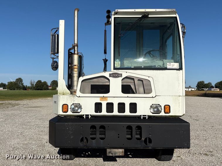 image for item FK2151 2017 Autocar Industries XSPotter yard truck