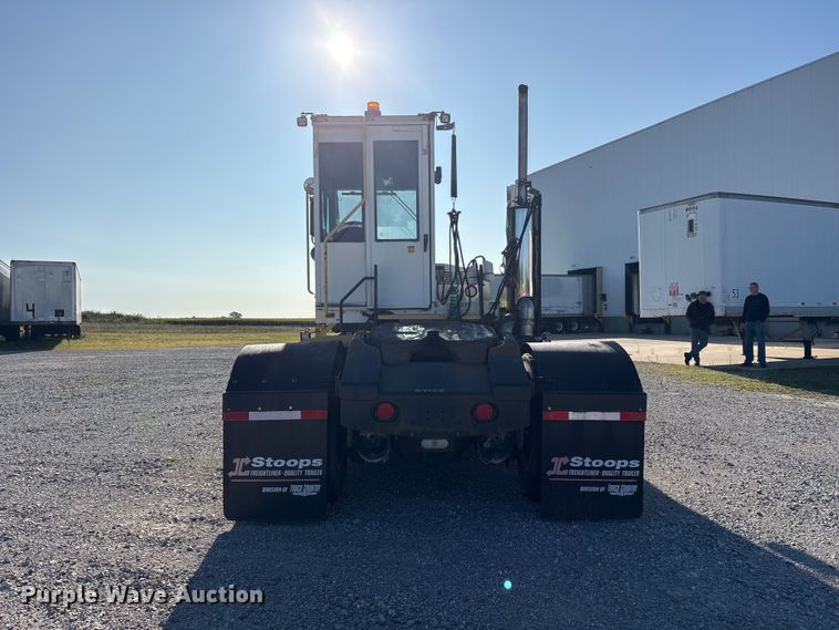 image for item FK2151 2017 Autocar Industries XSPotter yard truck