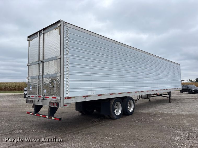 image for item FK2156 2006 Utility Trailer Manufacturer refrigerated van trailer