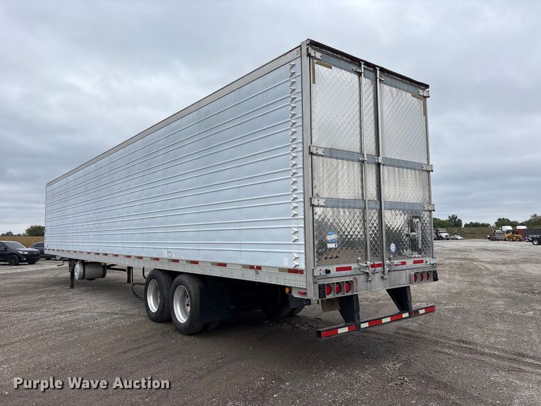 image for item FK2156 2006 Utility Trailer Manufacturer refrigerated van trailer