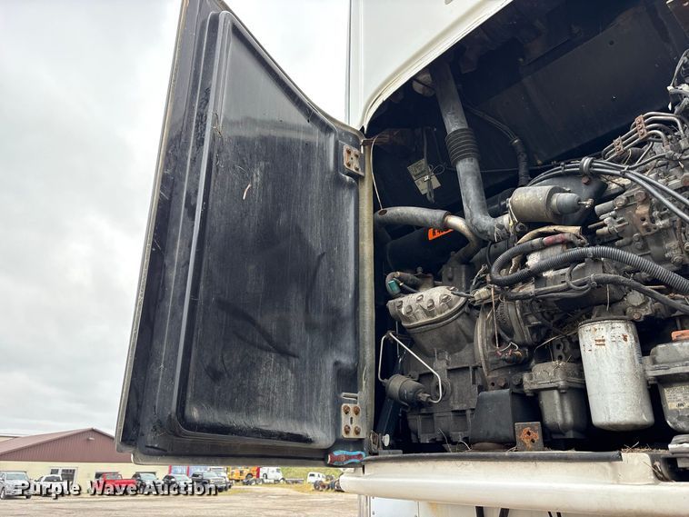 image for item FK2156 2006 Utility Trailer Manufacturer refrigerated van trailer