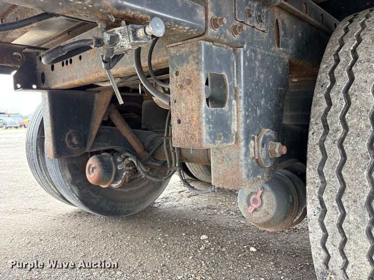 image for item FK2156 2006 Utility Trailer Manufacturer refrigerated van trailer