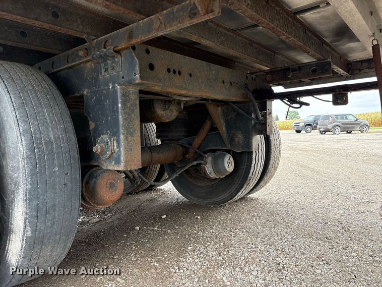 image for item FK2156 2006 Utility Trailer Manufacturer refrigerated van trailer