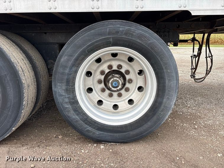 image for item FK2156 2006 Utility Trailer Manufacturer refrigerated van trailer