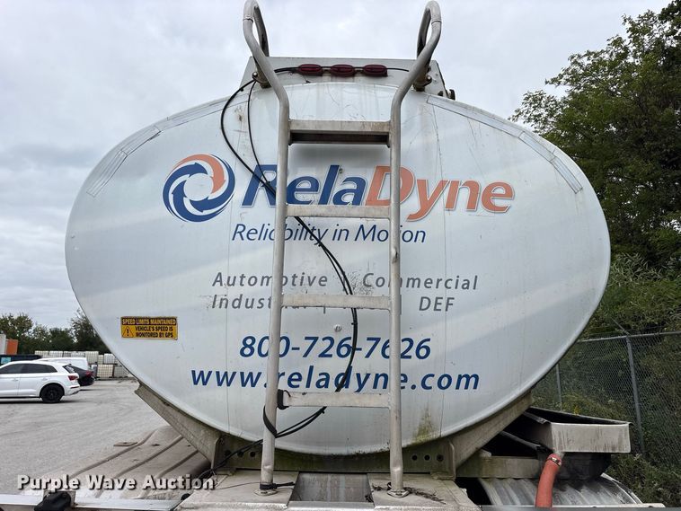 image for item FK2158 1983 Penske fuel trailer