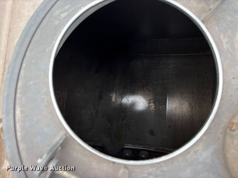 image for item FK2158 1983 Penske fuel trailer