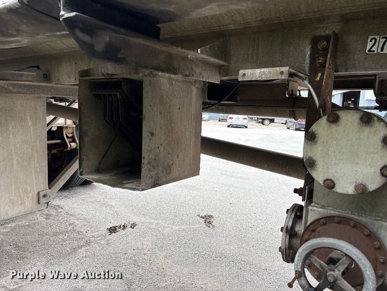 image for item FK2158 1983 Penske fuel trailer