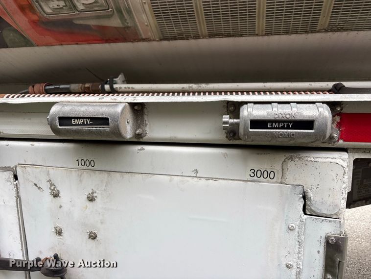 image for item FK2159 2007 Polar Tank fuel trailer