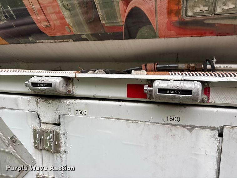 image for item FK2159 2007 Polar Tank fuel trailer
