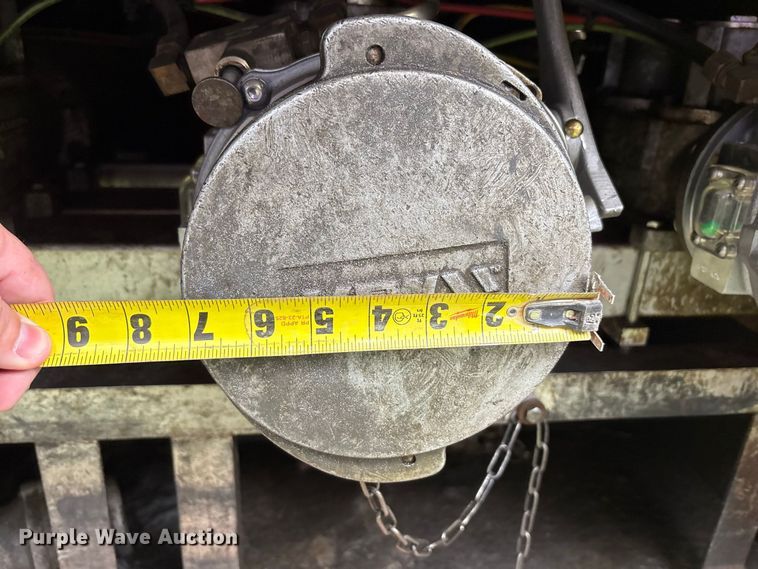 image for item FK2159 2007 Polar Tank fuel trailer