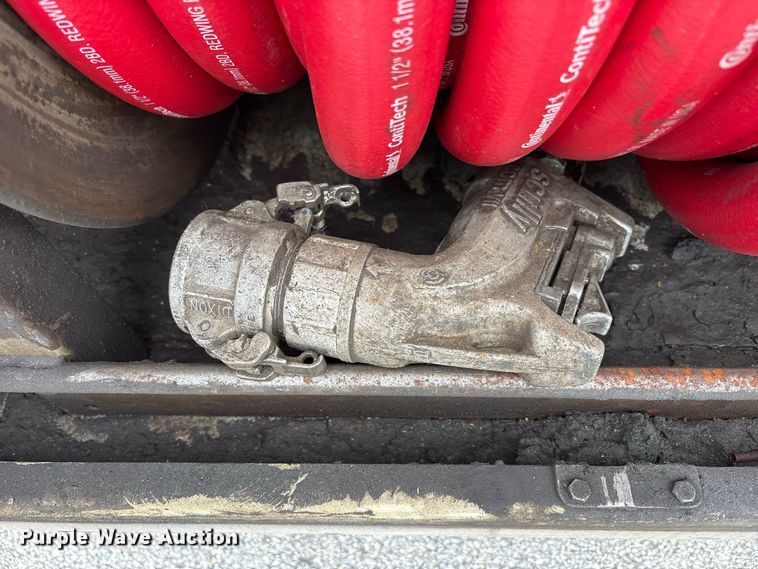 image for item FK2159 2007 Polar Tank fuel trailer