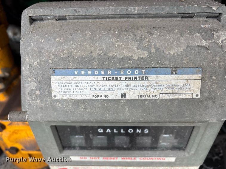 image for item FK2159 2007 Polar Tank fuel trailer