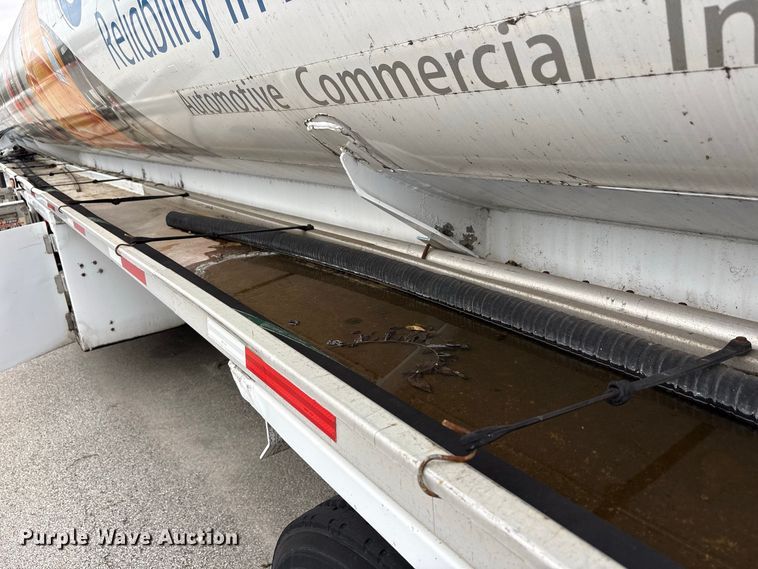 image for item FK2159 2007 Polar Tank fuel trailer