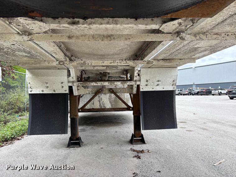 image for item FK2159 2007 Polar Tank fuel trailer