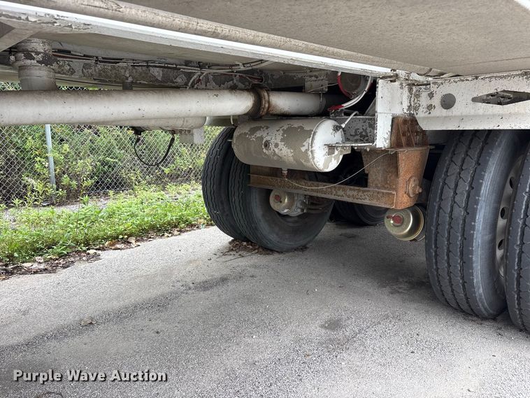 image for item FK2159 2007 Polar Tank fuel trailer