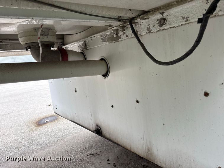 image for item FK2159 2007 Polar Tank fuel trailer