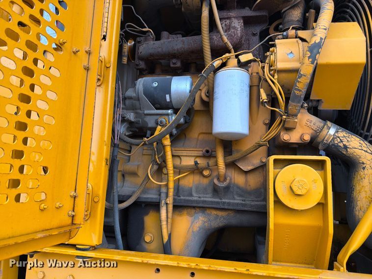 image for item FK3381 2001 Sterling Truck L7500 Series hydrovac truck