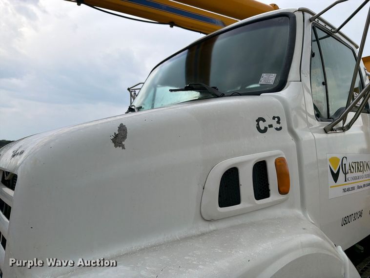 image for item FK3381 2001 Sterling Truck L7500 Series hydrovac truck