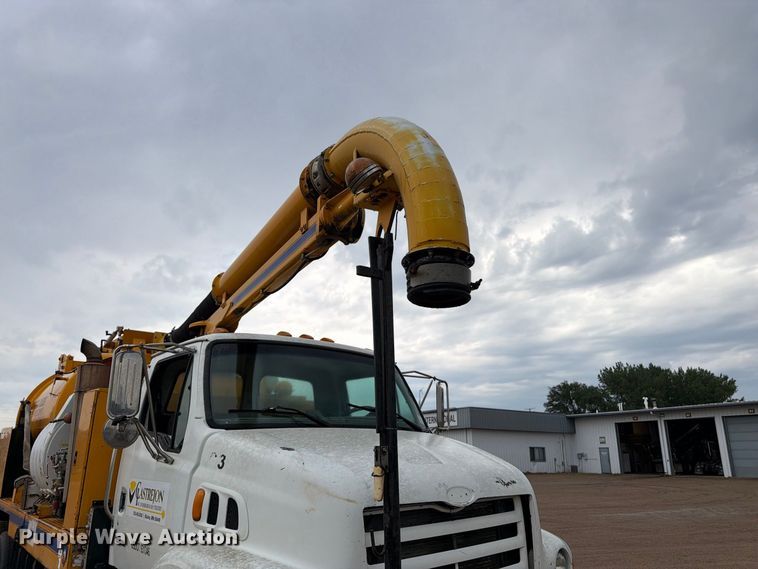 image for item FK3381 2001 Sterling Truck L7500 Series hydrovac truck