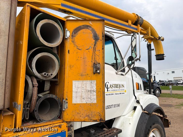image for item FK3381 2001 Sterling Truck L7500 Series hydrovac truck