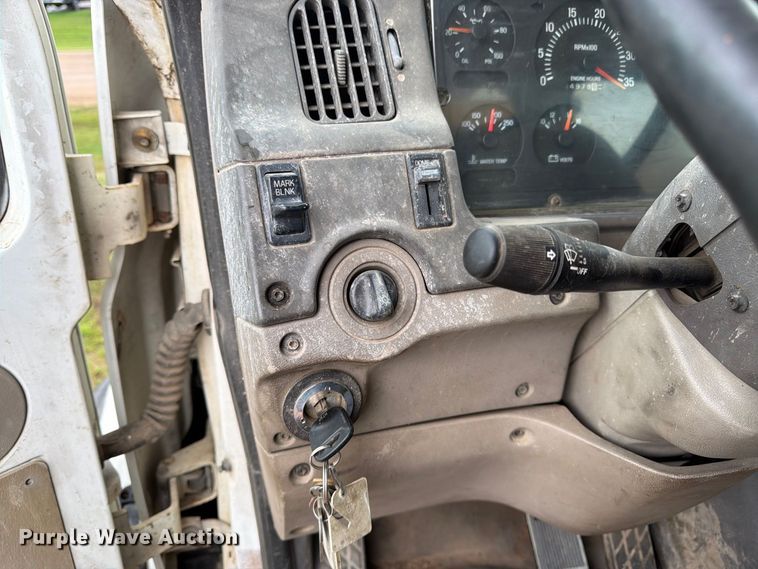 image for item FK3381 2001 Sterling Truck L7500 Series hydrovac truck