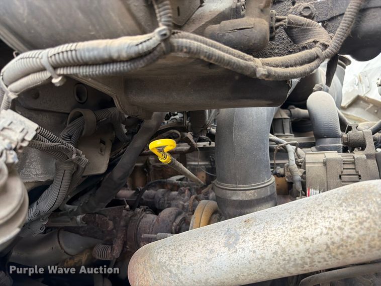 image for item FK3381 2001 Sterling Truck L7500 Series hydrovac truck