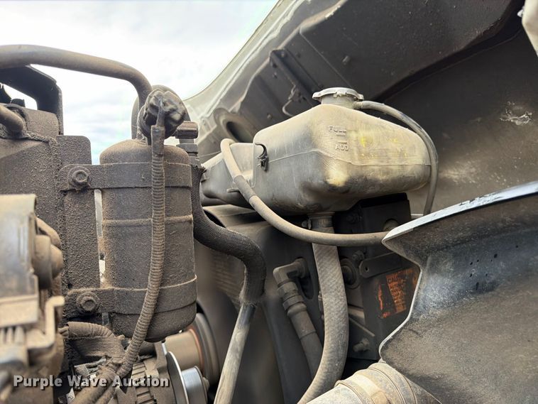 image for item FK3381 2001 Sterling Truck L7500 Series hydrovac truck