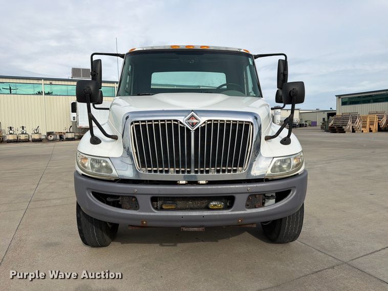 image for item FK3791 2012 International 4300 truck cab and chassis